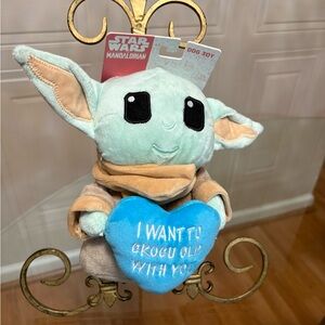 Fetch for pets Star Wars:  6" Grog With You Plush Squeaker Dog Toy. New